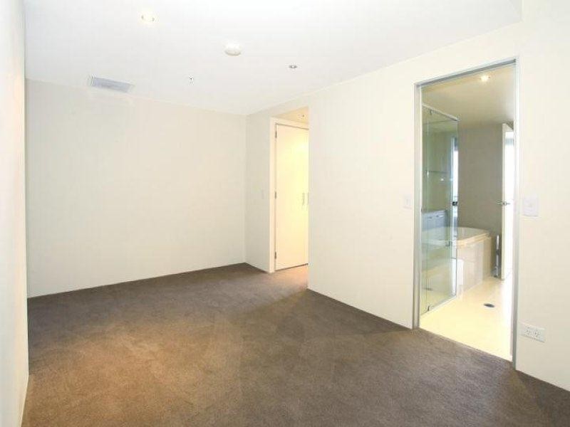 1903/4 Wahroonga Place, Surfers Paradise QLD 4217