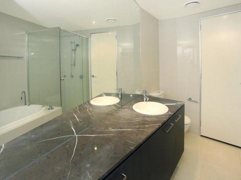 1903/4 Wahroonga Place, Surfers Paradise QLD 4217