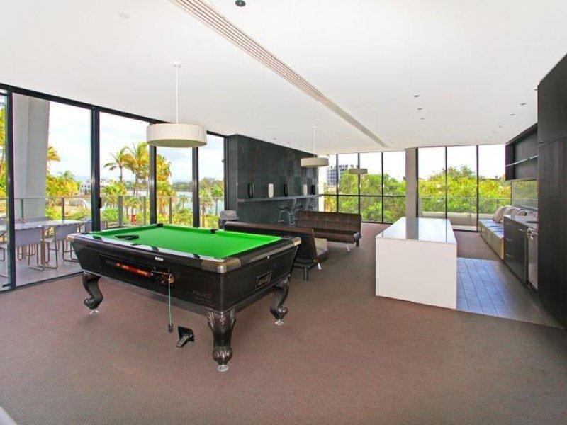 1903/4 Wahroonga Place, Surfers Paradise QLD 4217