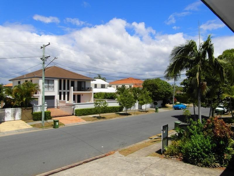 19 Sunset Boulevard, Surfers Paradise QLD 4217