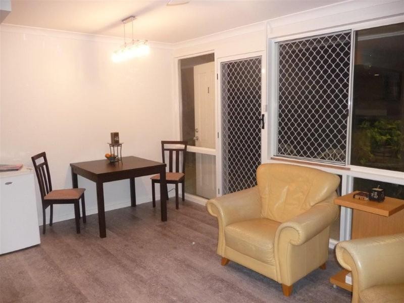 1/5 Holborow Close, Surfers Paradise QLD 4217