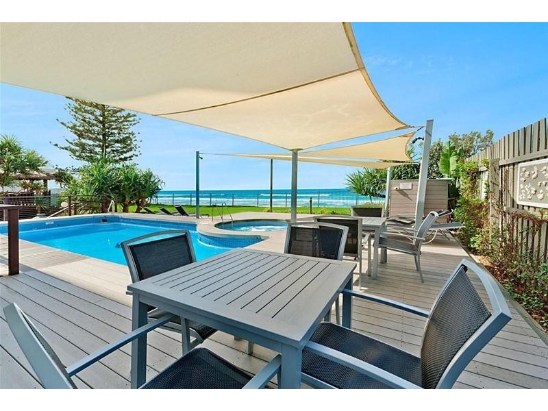 7A/3545 Main Beach Parade, Main Beach QLD 4217