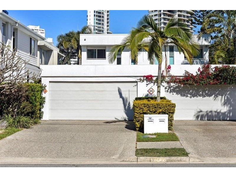 1/24 Norfolk Avenue, Surfers Paradise QLD 4217