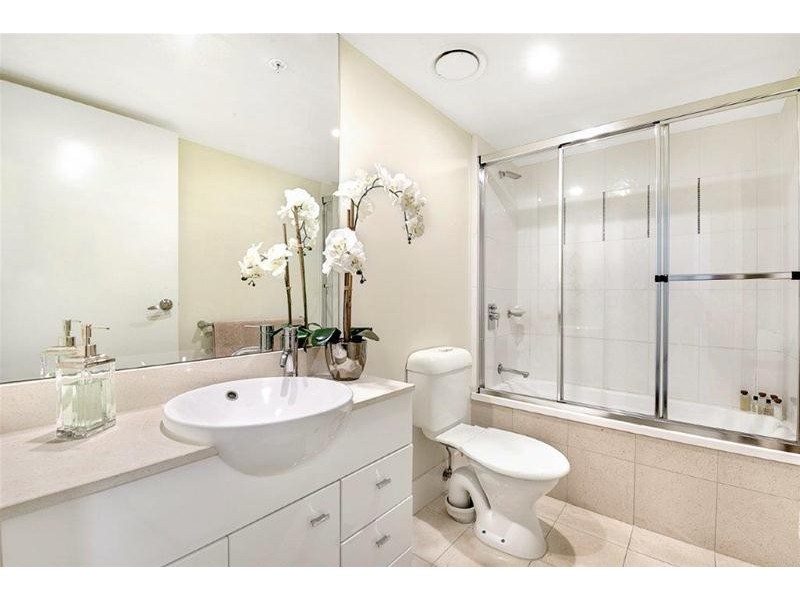 2275/23 Ferny Avenue, Surfers Paradise QLD 4217