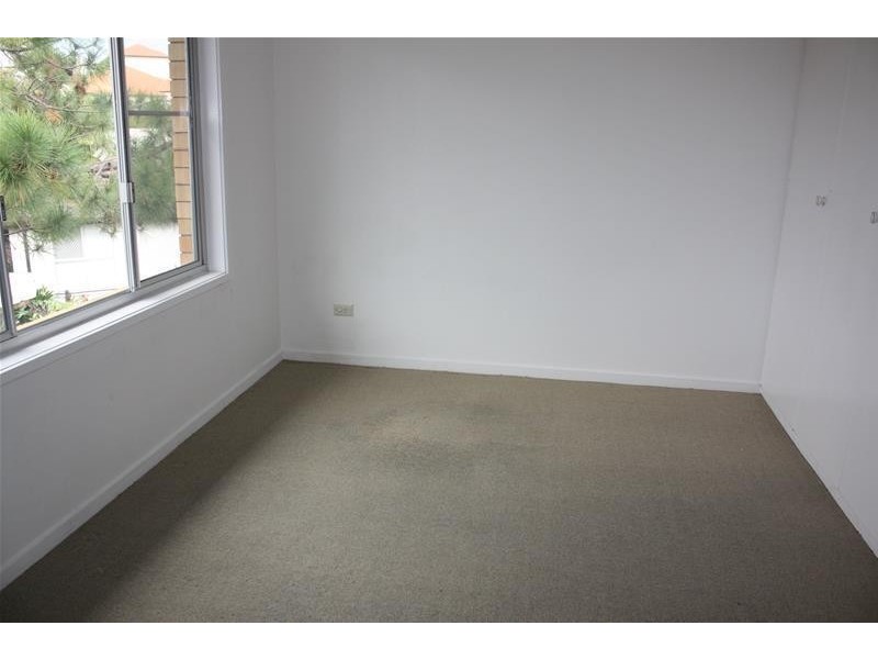 13 Sunset Boulevard, Surfers Paradise QLD 4217