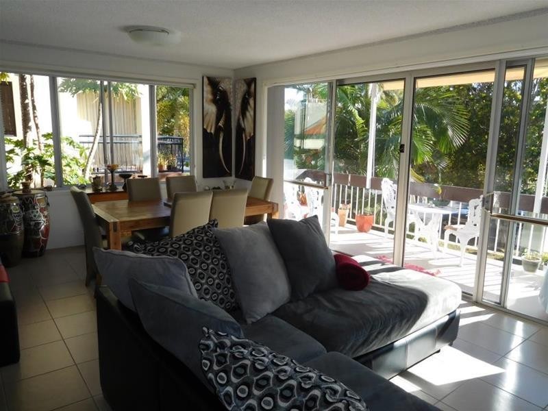 45 Sunset Boulevard, Surfers Paradise QLD 4217