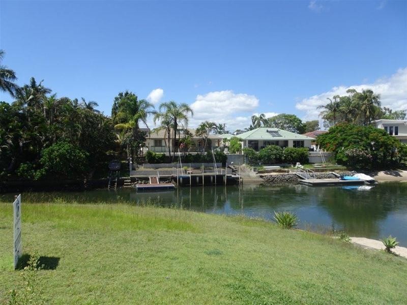 64a Rapallo Avenue, Isle Of Capri QLD 4217