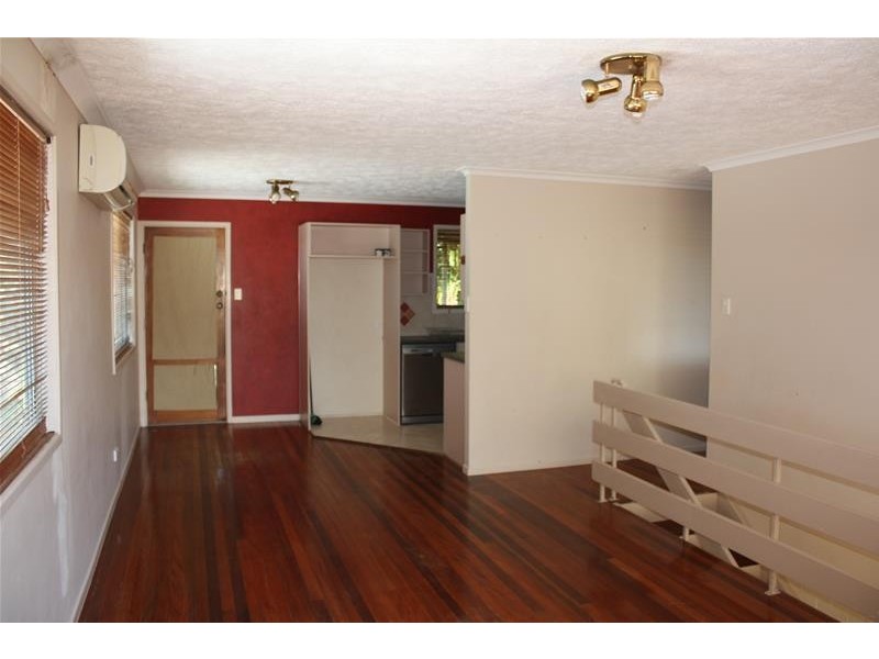 18 Berrigan Street, Southport QLD 4215