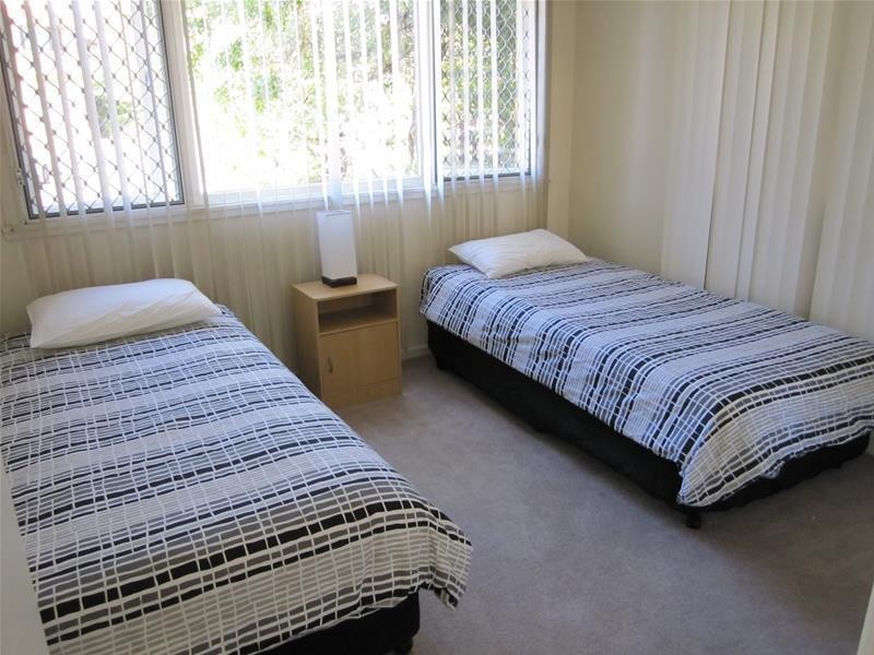 14 Leonard Avenue, Surfers Paradise QLD 4217