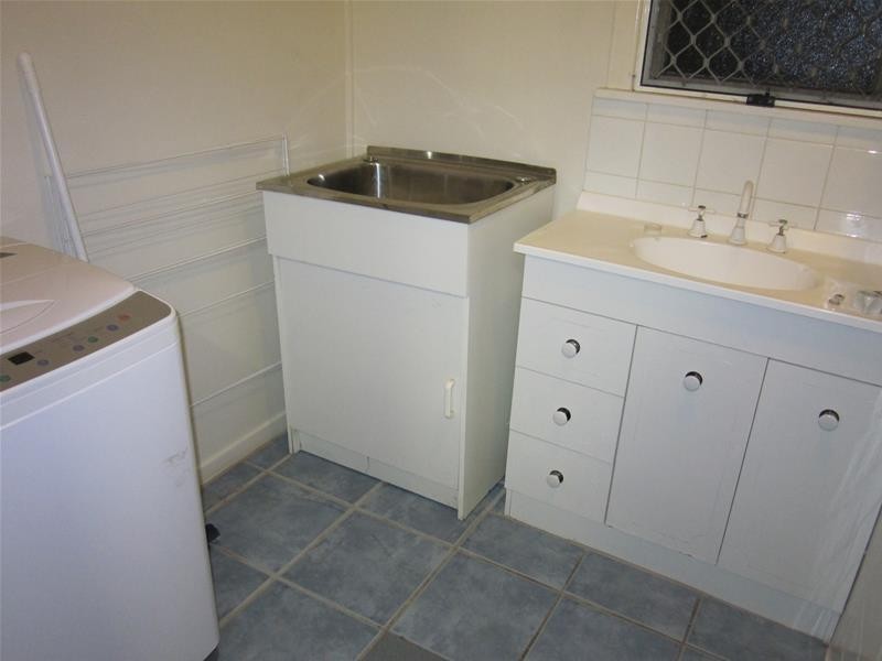 14 Leonard Avenue, Surfers Paradise QLD 4217