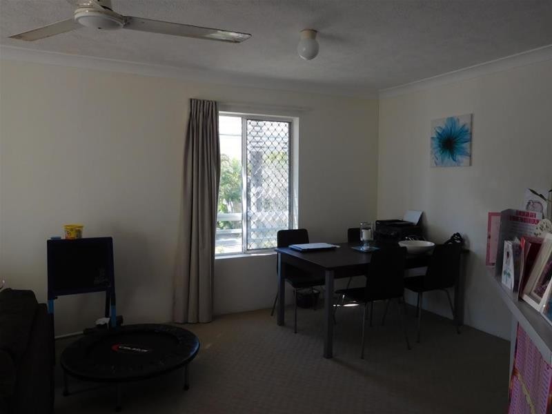 42 Beach Parade, Surfers Paradise QLD 4217