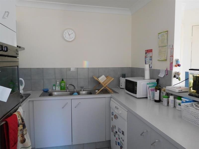 42 Beach Parade, Surfers Paradise QLD 4217