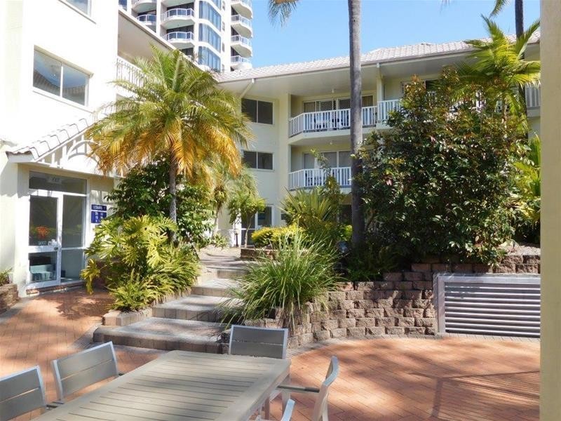 42 Beach Parade, Surfers Paradise QLD 4217