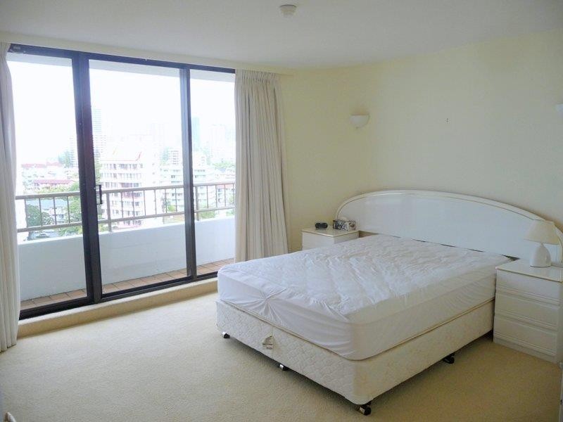 18 Aubrey Street ‘The Regent’, Surfers Paradise QLD 4217