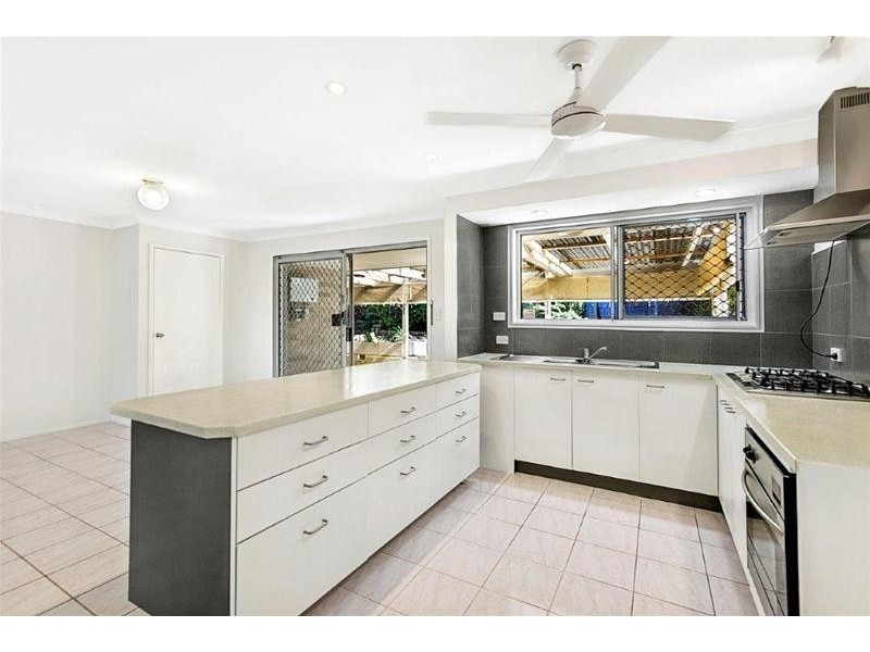 83/33 Edmund Rice Drive, Southport QLD 4215