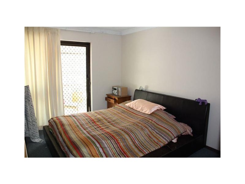 37  Markwell Avenue, Surfers Paradise QLD 4217