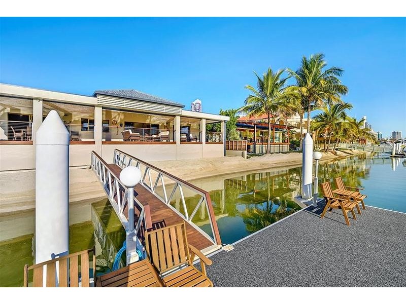 18 Buccaneer Court, Paradise Waters QLD 4217