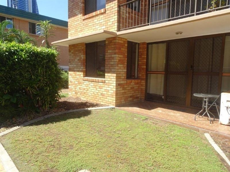 4/11 Stanhill Drive, Surfers Paradise QLD 4217