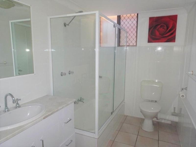 4/11 Stanhill Drive, Surfers Paradise QLD 4217