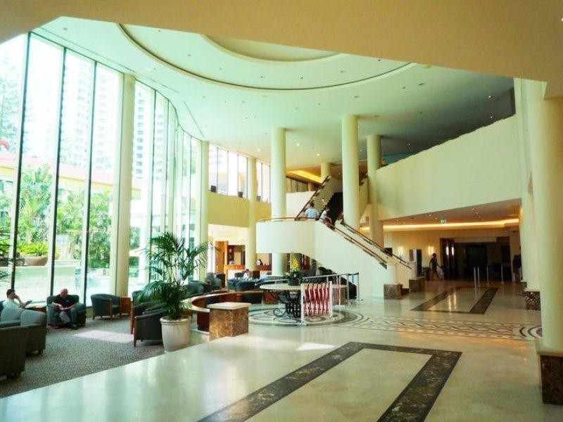 25 Laycock Street ‘Mantra Legends’, Surfers Paradise QLD 4217