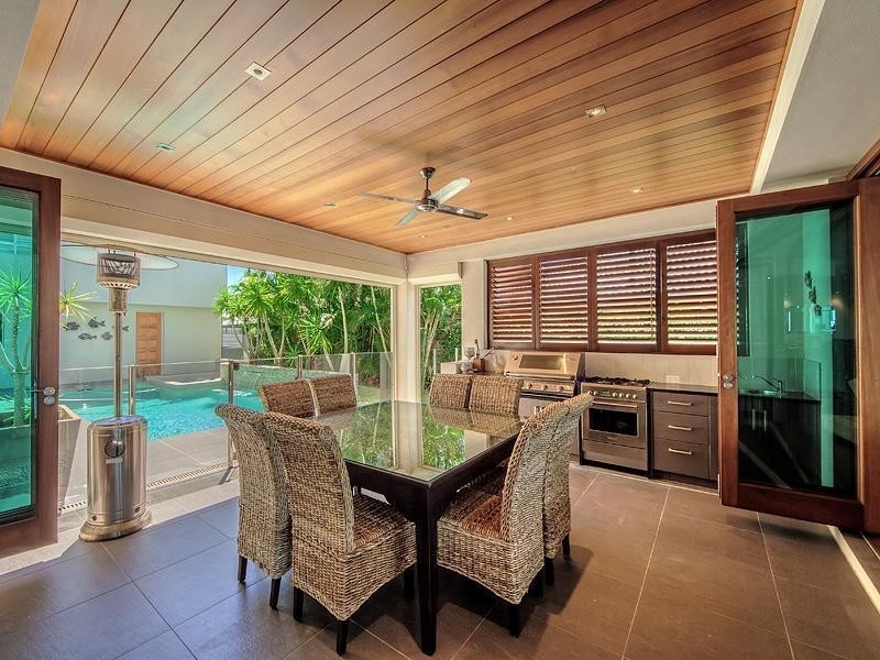 26 Kookaburra Court, Sorrento QLD 4217