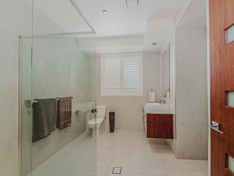 26 Kookaburra Court, Sorrento QLD 4217