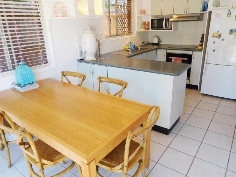 1/94 Imperial Parade, Labrador QLD 4215