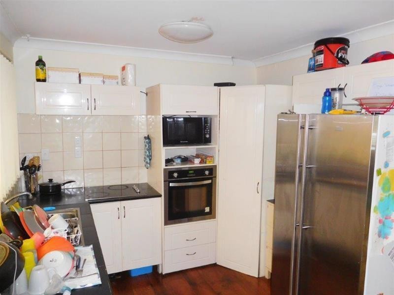 1 & 2/4 Virginia Grove, Southport QLD 4215