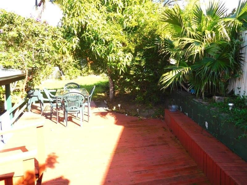 1 & 2/4 Virginia Grove, Southport QLD 4215