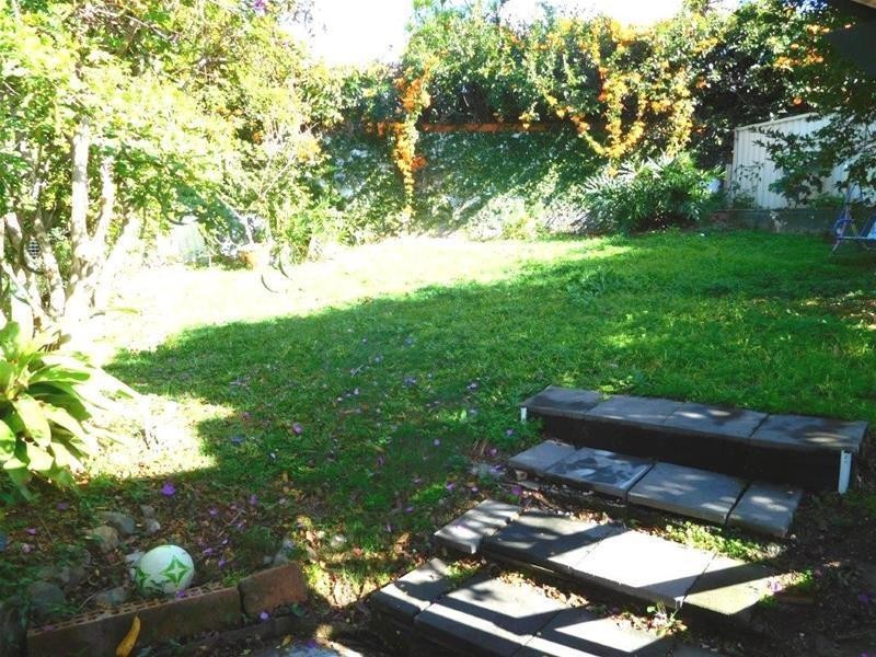 1 & 2/4 Virginia Grove, Southport QLD 4215