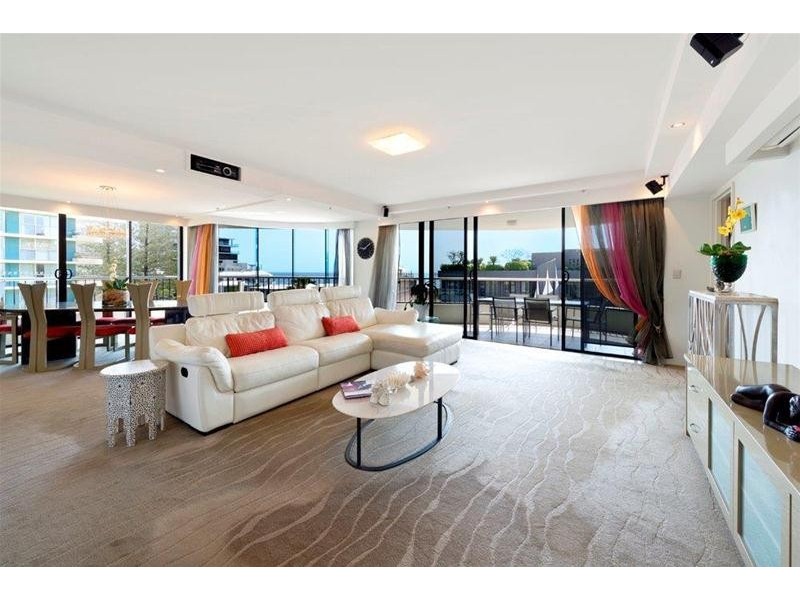 ‘Silverpoint’ 3510 Main Beach Parade, Main Beach QLD 4217