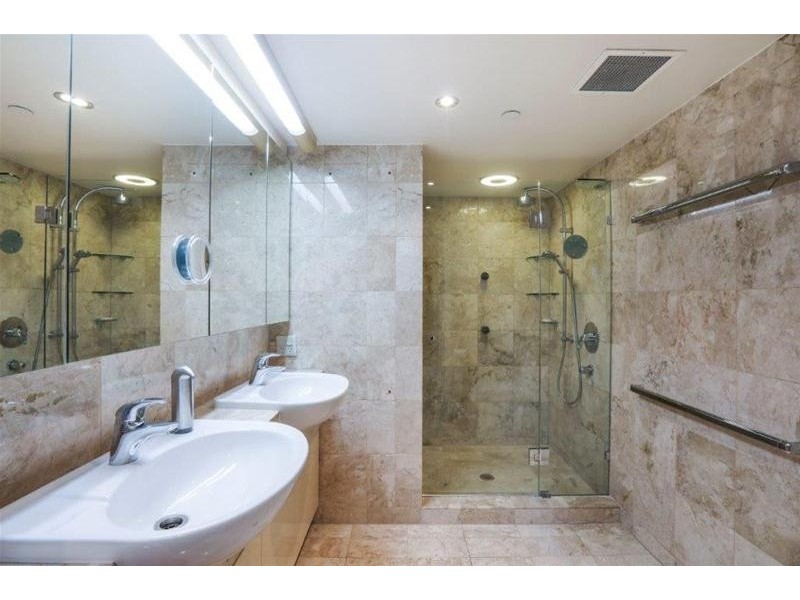 ‘Silverpoint’ 3510 Main Beach Parade, Main Beach QLD 4217