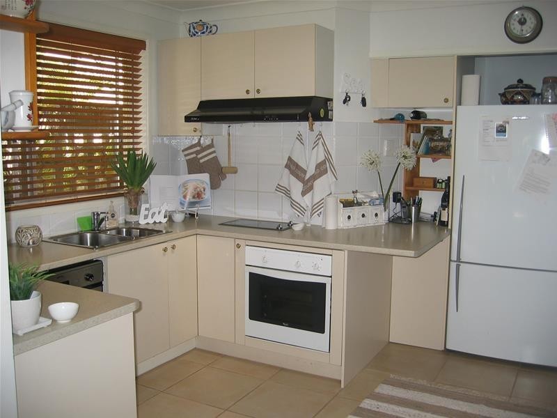11 The Lido, Isle Of Capri QLD 4217