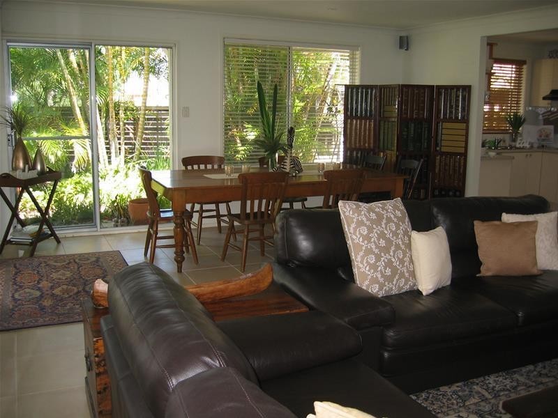 11 The Lido, Isle Of Capri QLD 4217