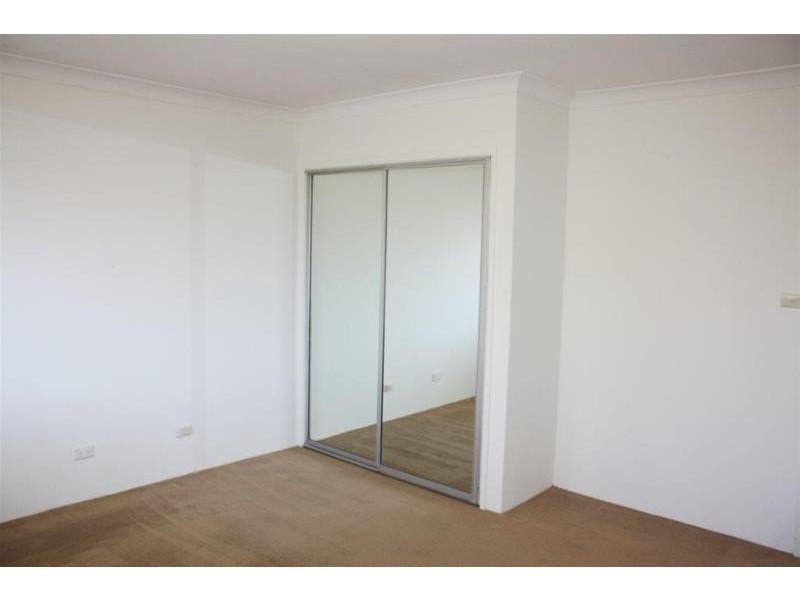 7 Sunrise Boulevard, Surfers Paradise QLD 4217