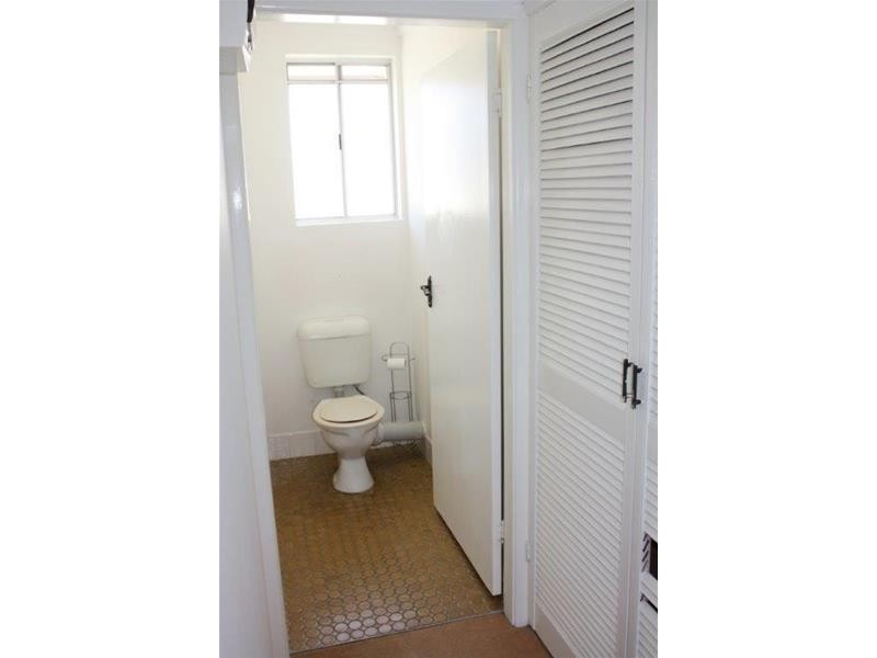 7 Sunrise Boulevard, Surfers Paradise QLD 4217