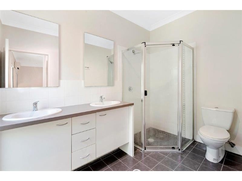 3 Mahogany Place, Molendinar QLD 4214