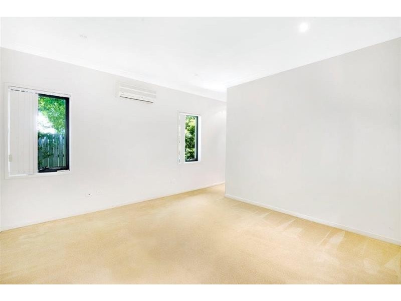 3 Mahogany Place, Molendinar QLD 4214