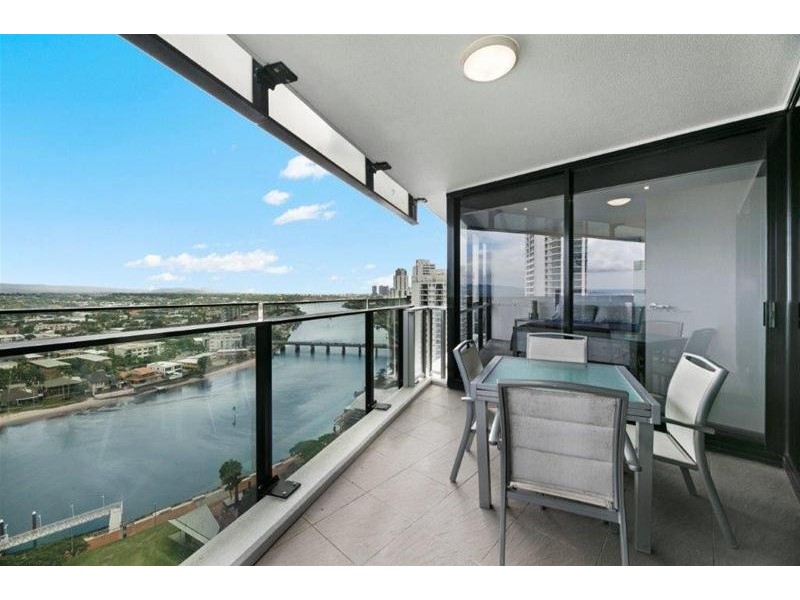 9 Ferny Avenue, Surfers Paradise QLD 4217