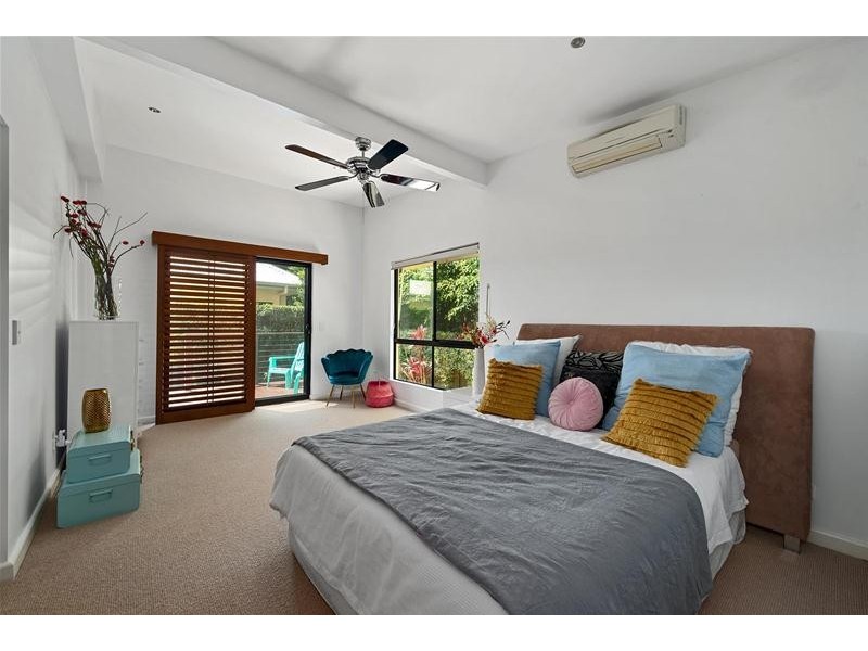 9a Greer Terrace, Southport QLD 4215