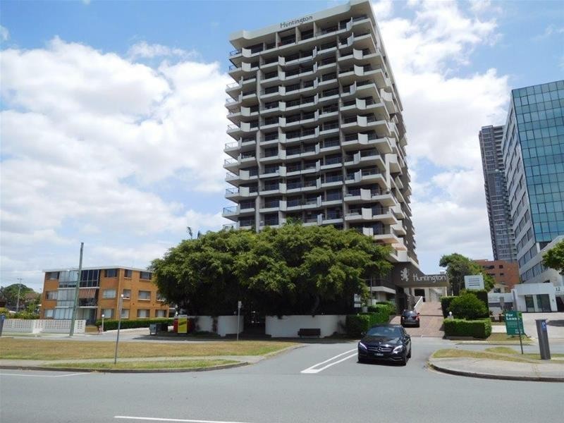 “Huntington” 10 Marine Parade, Southport QLD 4215