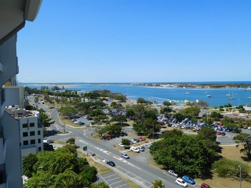 “Huntington” 10 Marine Parade, Southport QLD 4215