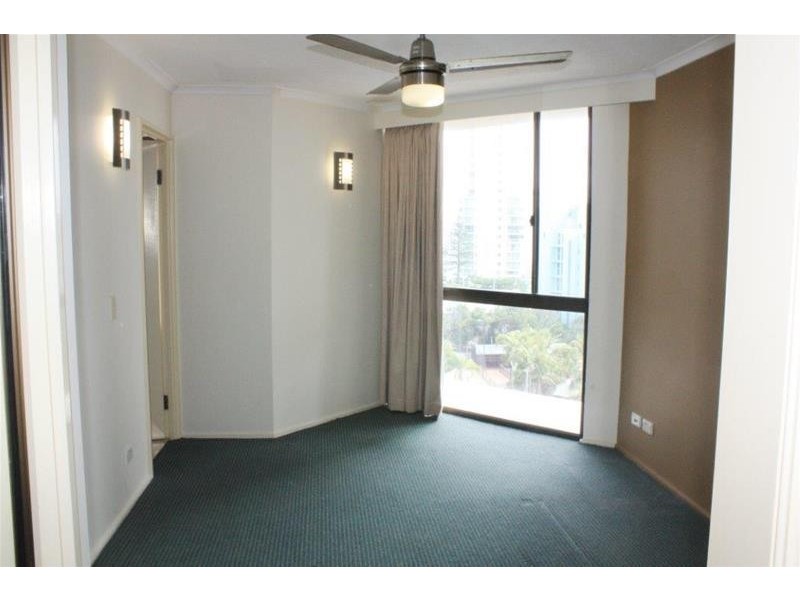 2/15 Old Burleigh Road, Broadbeach QLD 4218