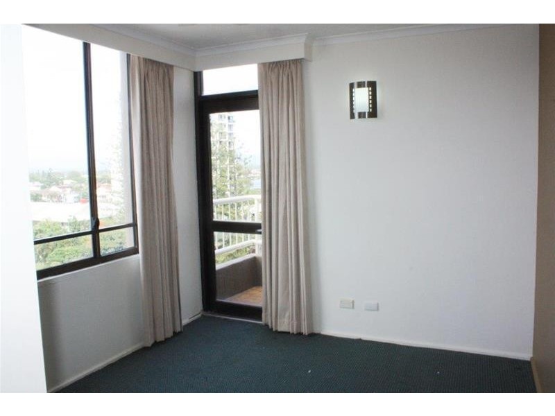 2/15 Old Burleigh Road, Broadbeach QLD 4218