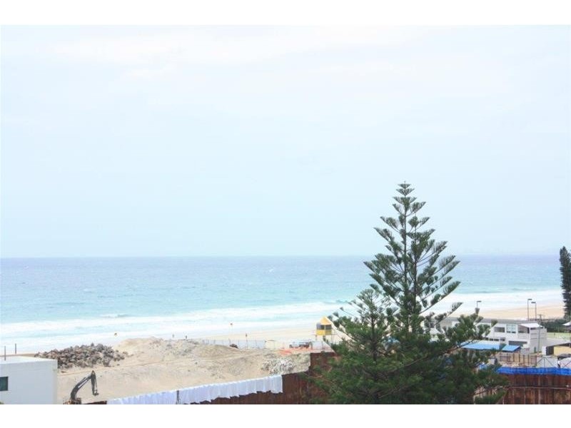 2/15 Old Burleigh Road, Broadbeach QLD 4218