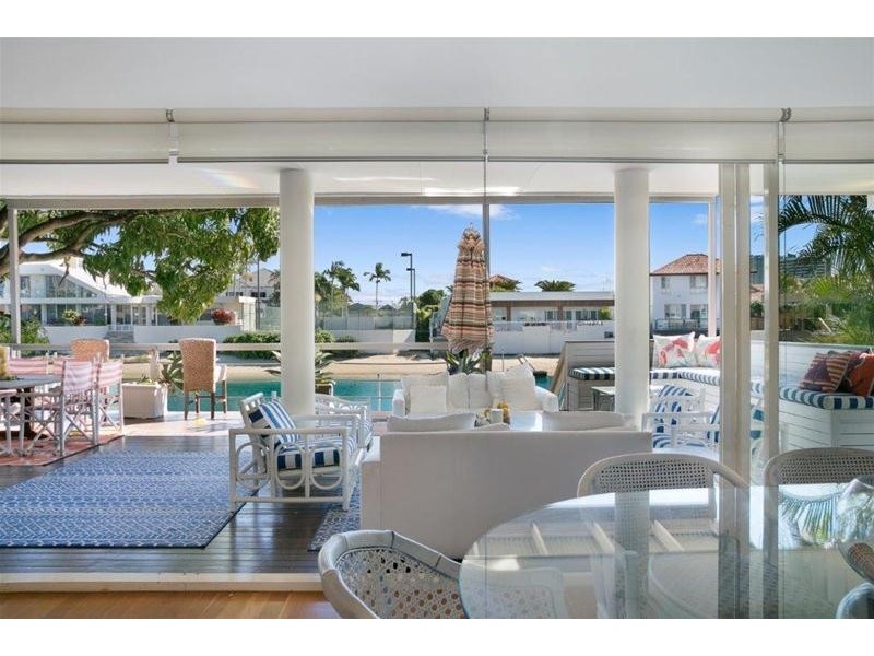 6 Norseman Court, Paradise Waters QLD 4217