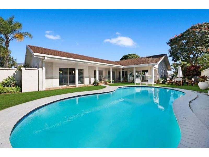 6 Norseman Court, Paradise Waters QLD 4217