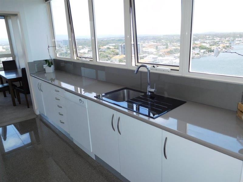 “Condor” 2  Riverview Parade, Surfers Paradise QLD 4217