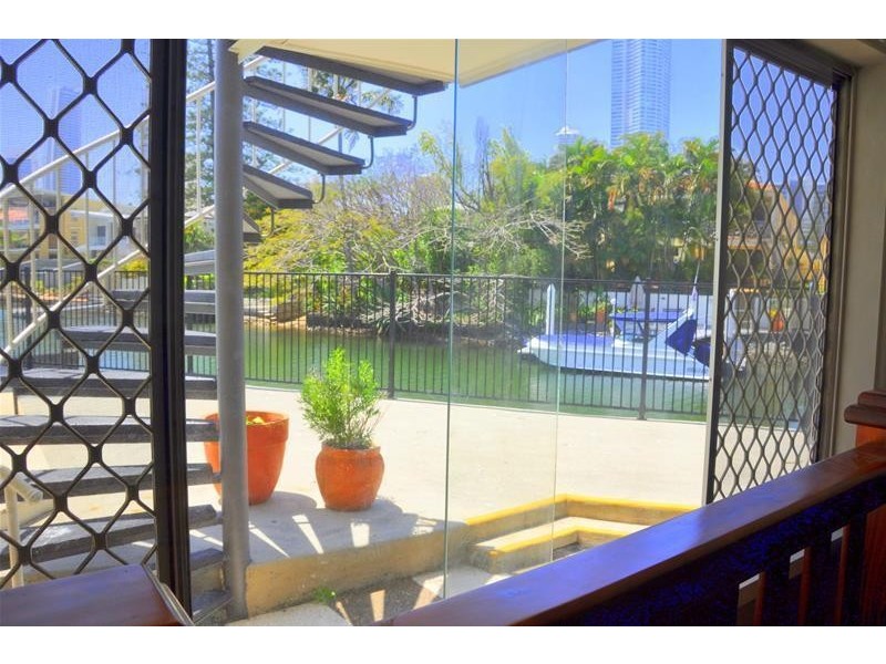 5 Holborow Close “Seafarer”, Surfers Paradise QLD 4217