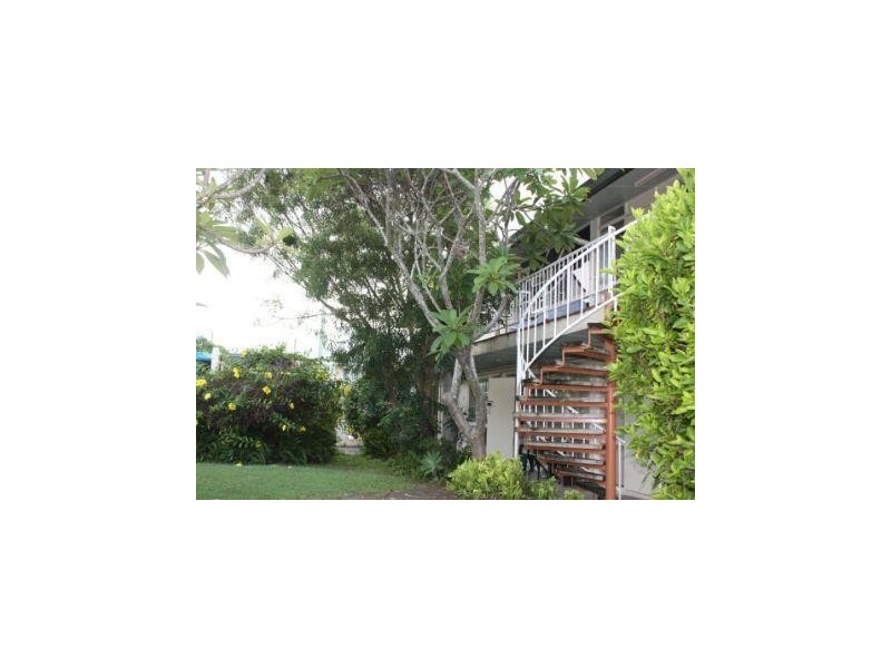 5 Holborow Close, Surfers Paradise QLD 4217